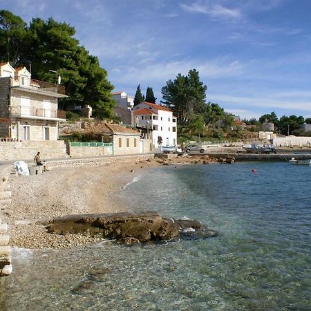 Apartments With Wifi Bol, Brac - 11728 Exterior photo