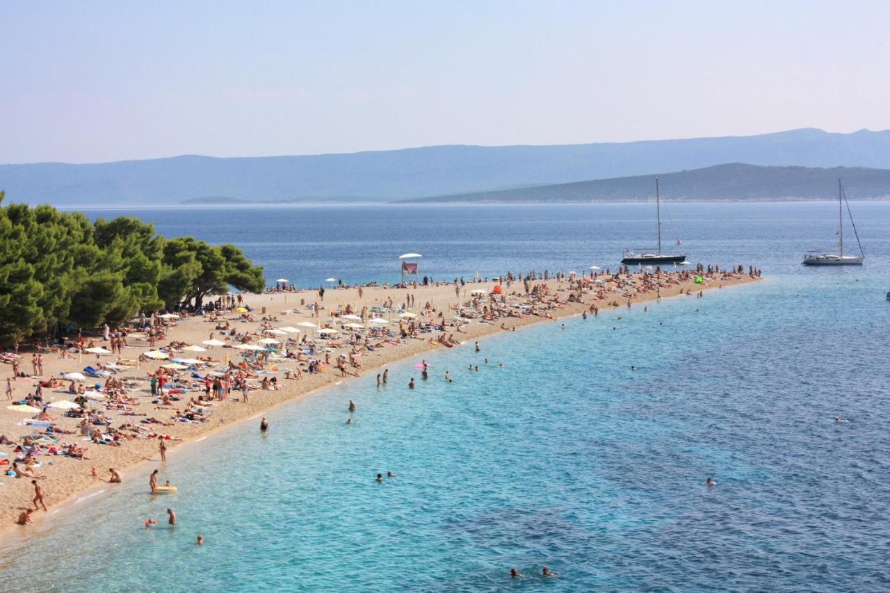 Apartments With Wifi Bol, Brac - 11728 Exterior photo